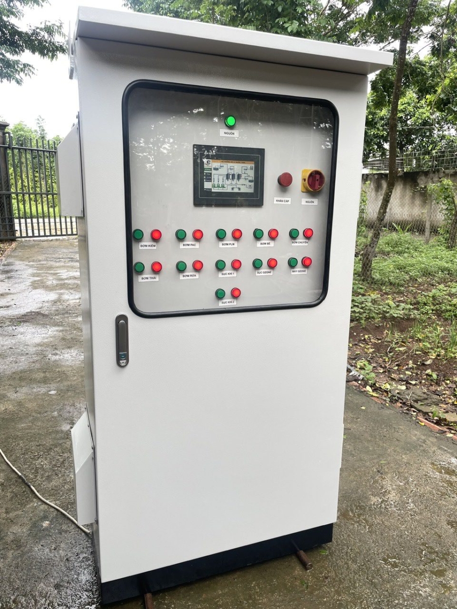 Thi công tủ điện xử lý nước thải 10m3/ngày: Giải pháp vận hành ổn định, tiết kiệm và tự động hóa 3 thi công tủ điển xử lý nước thải 10m3/ngày