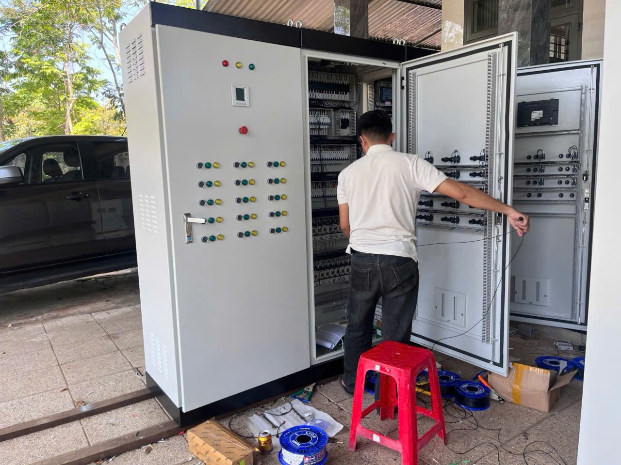 Hồ Sơ Tủ Điện 900m3 Bình Phước: 9 Hạng Mục Chính Xác 4 Hồ sơ tủ điện 900m3 Bình Phước - chạy thử và ghi nhận thông số vận hành